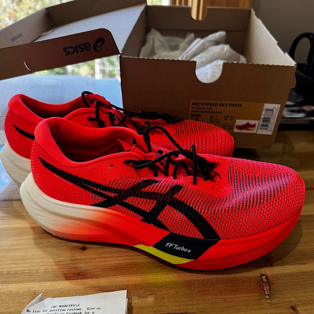 ASICS Metaspeed Sky Paris Carbon Race shoe - Worn 1x on a track. Practically New